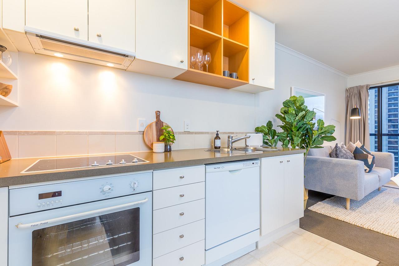 Lovely City Apartment! Views, Pool And Gym Auckland Extérieur photo