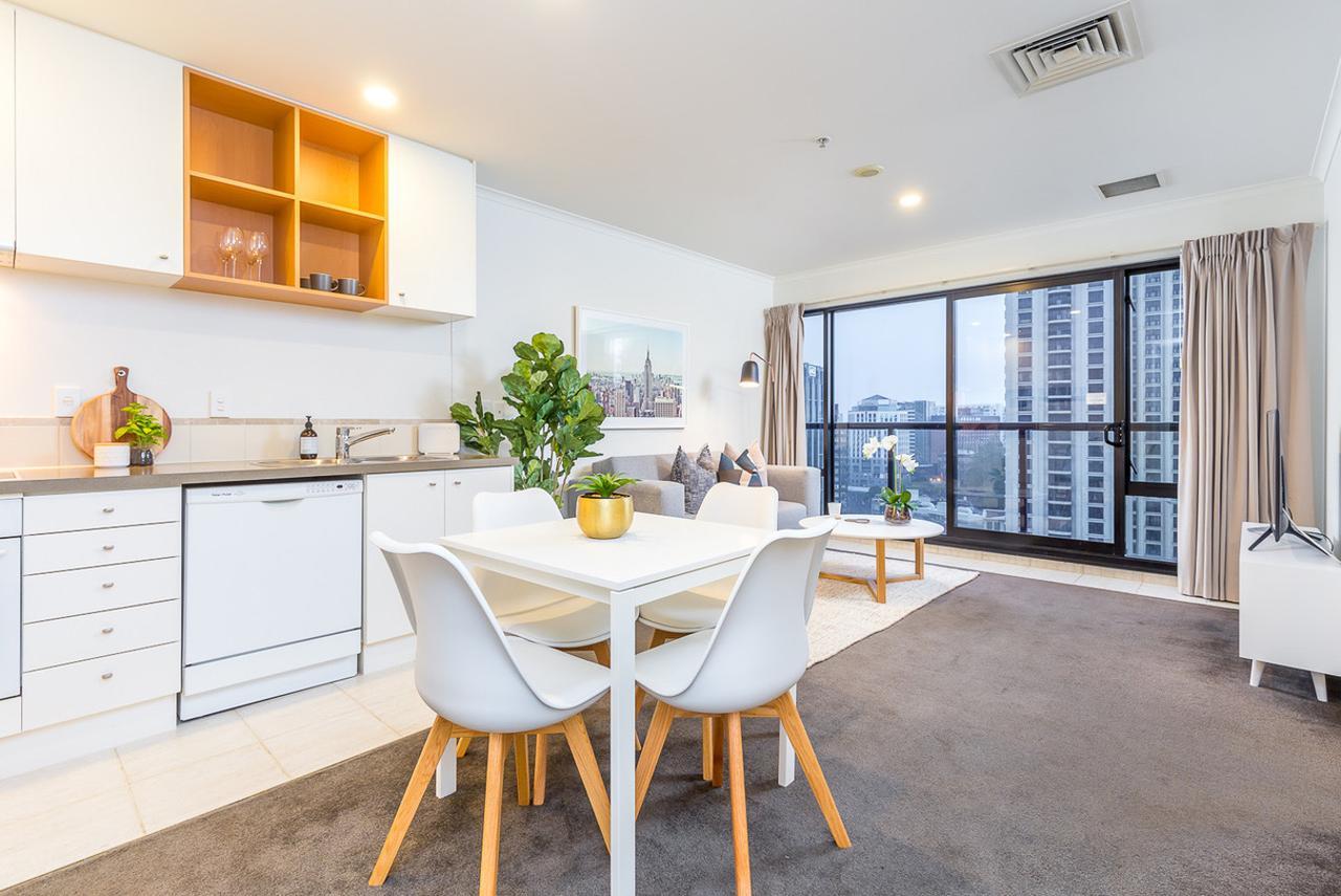 Lovely City Apartment! Views, Pool And Gym Auckland Extérieur photo